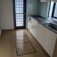 平井町　中古住宅 画像1